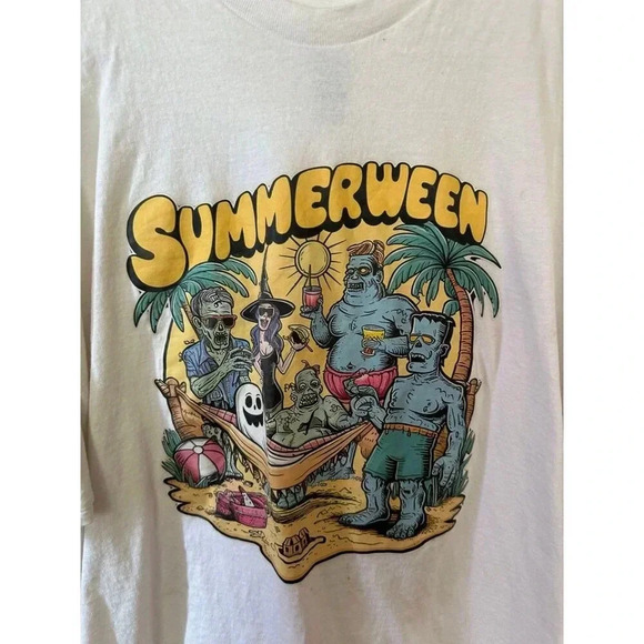 Gilden women’s size 2X – large SummerWEEN T-shirt - Picture 3 of 7
